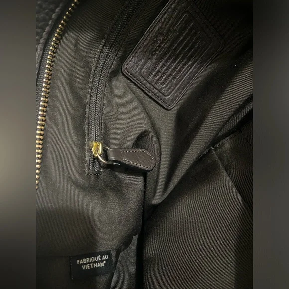 Authentic Coach Bag - Picture 9 of 11